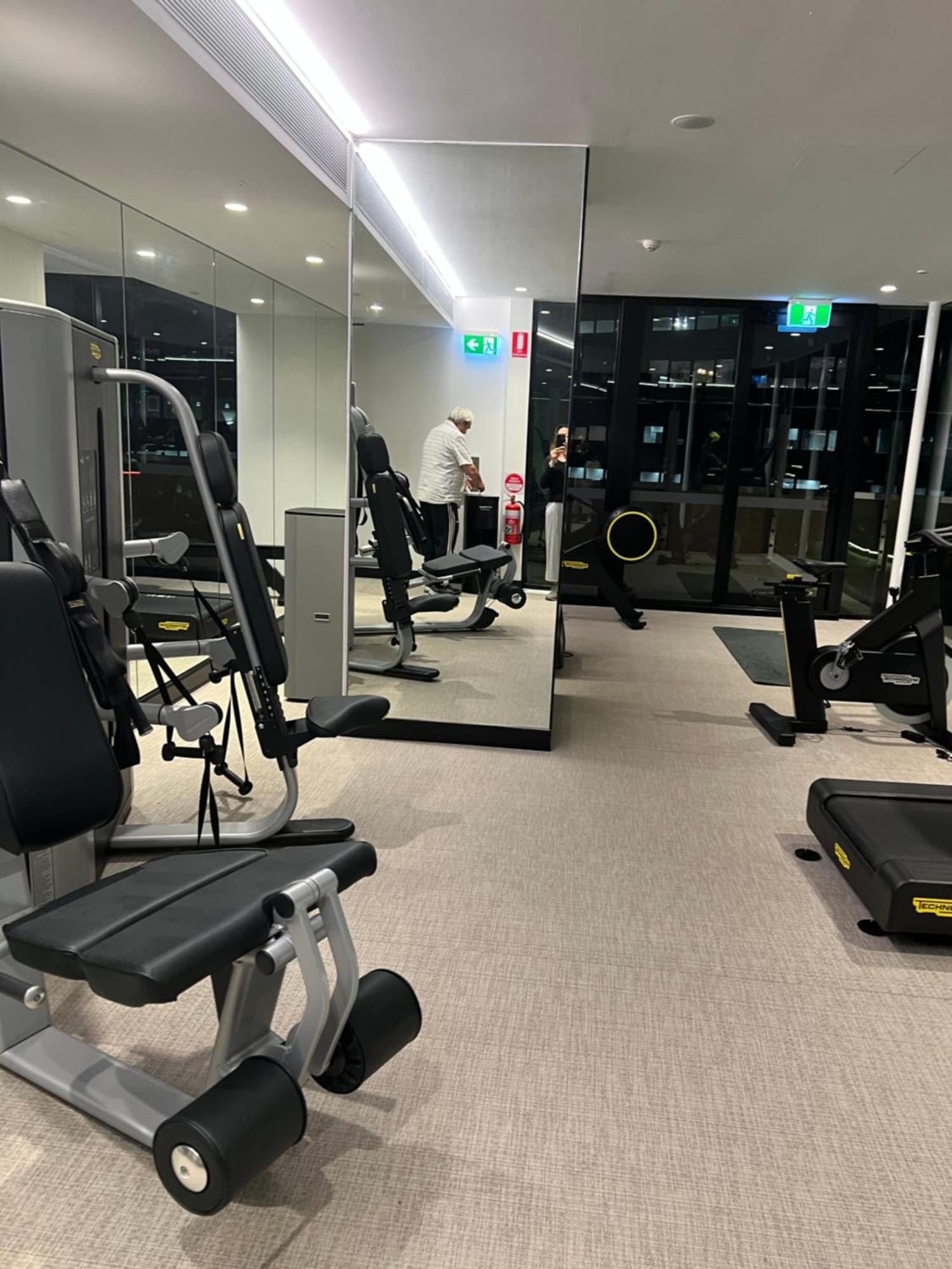 Prestige Hyde Park Studio Apartment Sydney Eksteriør bilde